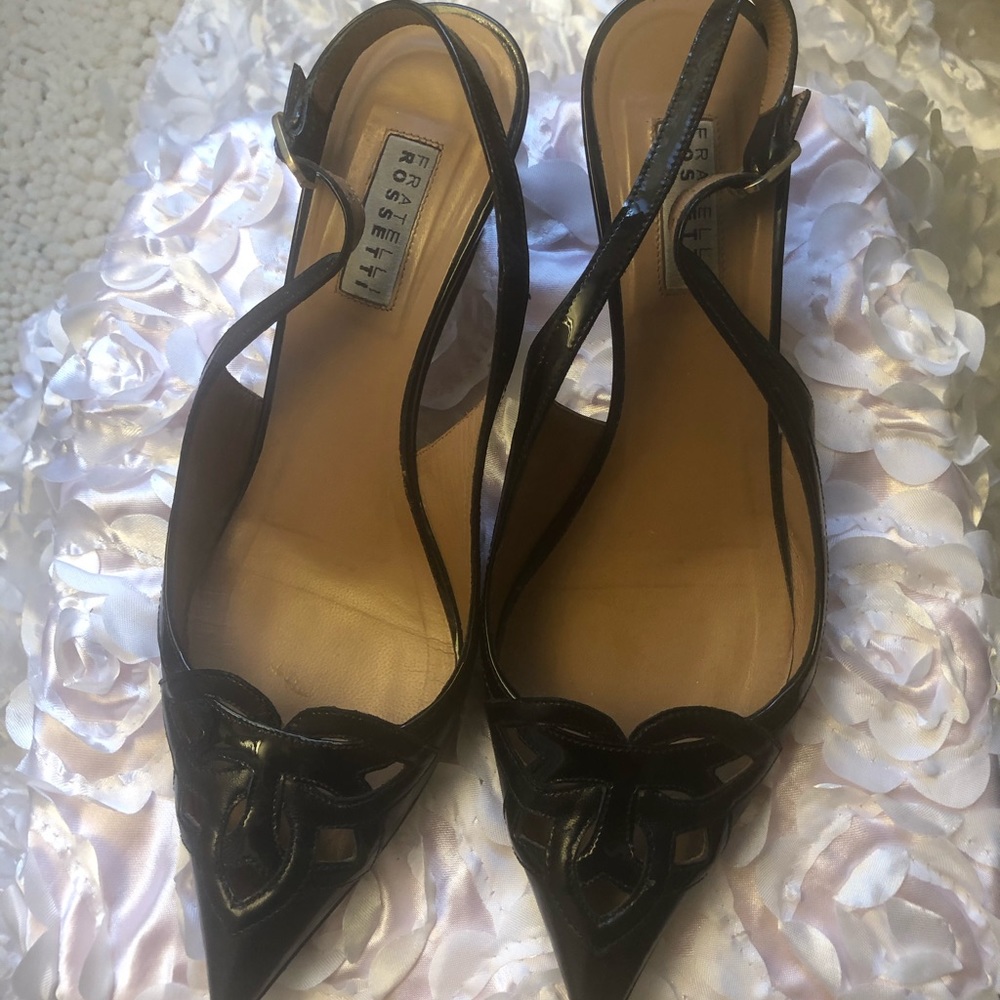 Beautiful kitten heels - Picture 2 of 4